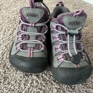 KEEN Kids' Sneakers in Purple and Gray